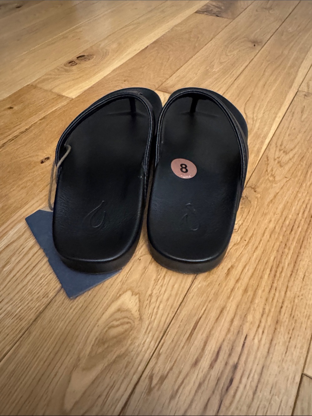 NWT olukai kipea lipi Black Flip-Flop Sandals - Picture 5 of 10